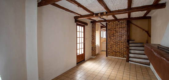 Maison 2 étages  à vendre, 3 pièces, 2 chambres, 57 m²