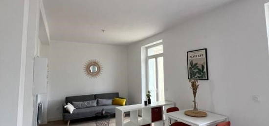 Appartement meublé  à louer, 2 pièces, 1 chambre, 40 m²