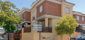 Casa en calle Mezquita en San Miguel, Armilla