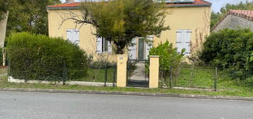 Maison  à vendre, 6 pièces, 3 chambres, 150 m²