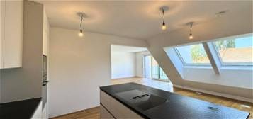 3 Zimmer & 2 Terrassen mit Fokus auf Gemütlichkeit - Provisionsfrei f. Käufer // 3 rooms & 2 terraces with focus on comfort - Buyer commission free //