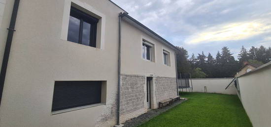 Maison 8 pièces 170 m²