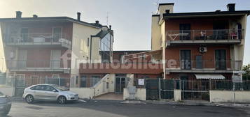 Trilocale via Caracalla, Camionabile, Guidonia Montecelio