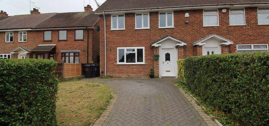 3 bedroom semi-detached house for sale