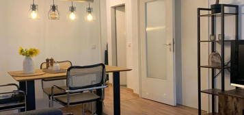 Süße 1,5-Raum-Wohnung mit Balkon und EBK in Frankfurt am Main (Sachsenhausen)