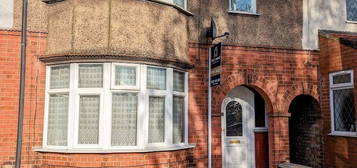 3 bed terraced house to rent