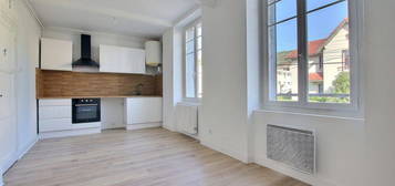 Studio 1 pièce 27 m²