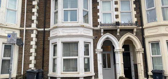 Flat to rent in Colum Road, Cathays, Cardiff CF10