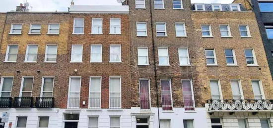 Flat to rent in Upper Berkeley Street, London W1H