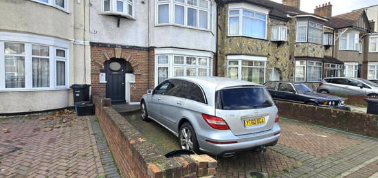 3 bedroom terraced house