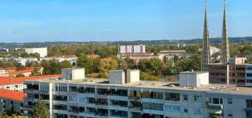 2 ZKB, 58 m2 mit großer Logia, Augsburg