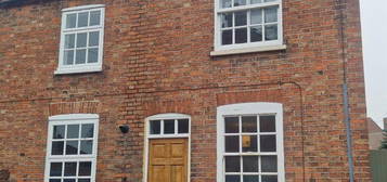 End terrace house to rent in King Street, Newark NG24