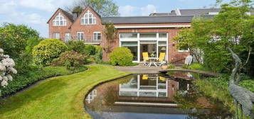 Bungalow als naturgebundene Ruheoase und einzigartigem Atrium in direkter Nähe von Kaiserswerth