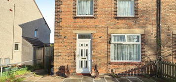 3 bedroom semi-detached house