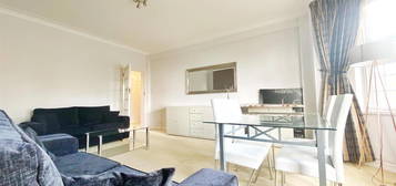 2 bed flat to rent