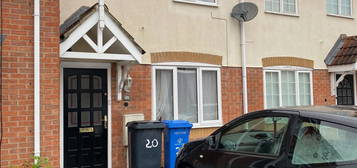 2 bed terraced house to rent