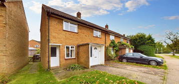 3 bed semi-detached house for sale