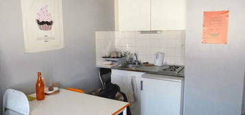 Location appartement 1 pièce 18 m²