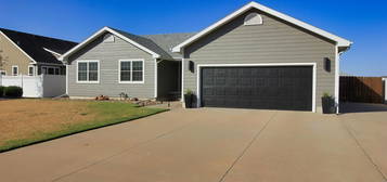 3011 Limestone Ct, Hays, KS 67601