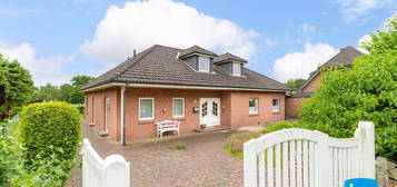 Traumhafter Bungalow in Stocksee mit großem Garten und viel Potenzial für Familien