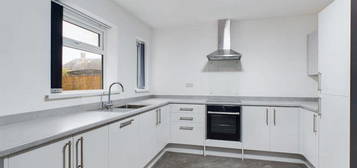 3 bedroom semi-detached house