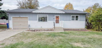 211 Kurtz Dr, Sheridan, WY 82801