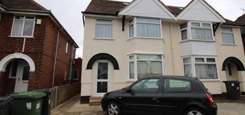 5 bedroom semi-detached house