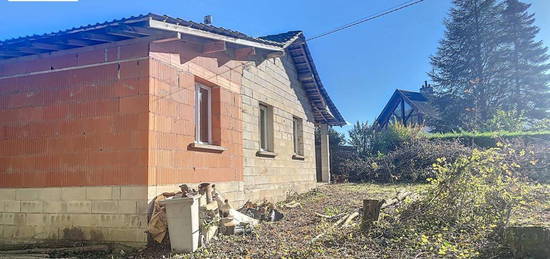 Maison à rénover dans un des plus beaux villages de France