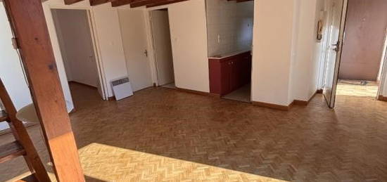 Appartement  à louer, 2 pièces, 2 chambres, 52 m²