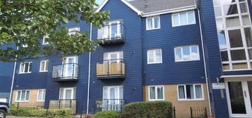 Flat to rent in Zeus Road, Southend-On-Sea SS2