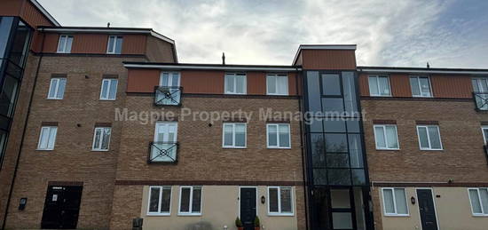 Flat to rent in Braymere Road, Hampton Centre, Peterborough PE7