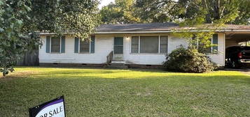 11 Myrtle Dr, Natchez, MS 39120