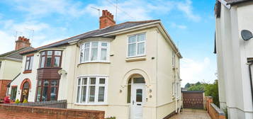 3 bed semi-detached house for sale