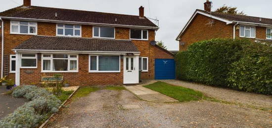 3 bedroom semi-detached house