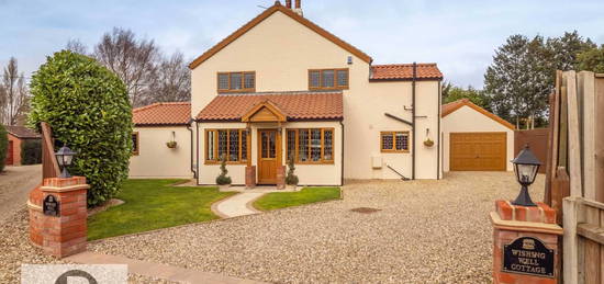 4 bed detached house for sale