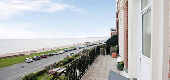 Flat to rent in Knole Road, Bexhill-On-Sea TN40