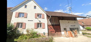 Bauernhaus mit Werkstatt und Schopf