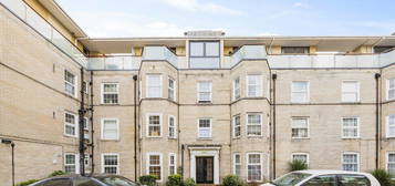 Flat for sale in West Barnes Lane, New Malden KT3