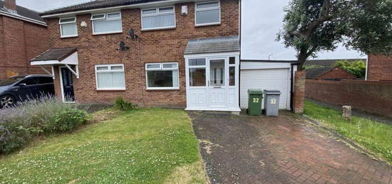 3 bedroom semi-detached house