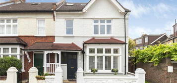 5 bedroom end of terrace house for sale