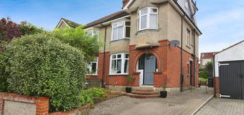 5 bed detached house for sale