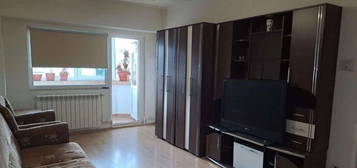 Apartament de închiriat zona Inel 2