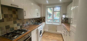 3 bedroom flat to rent