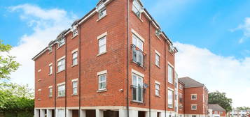 Flat for sale in Tobermory Close, Langley, Slough SL3