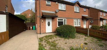 2 bed semi-detached house to rent