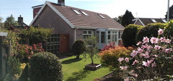 4 bed bungalow for sale