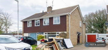 4 bedroom semi-detached house