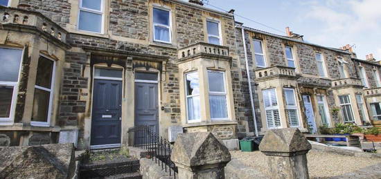 5 bedroom terraced house for sale