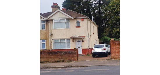 Semi-detached house to rent in Primrose Road, Southampton SO16