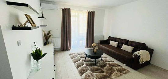 Apartament cu doua camere nou decomandat